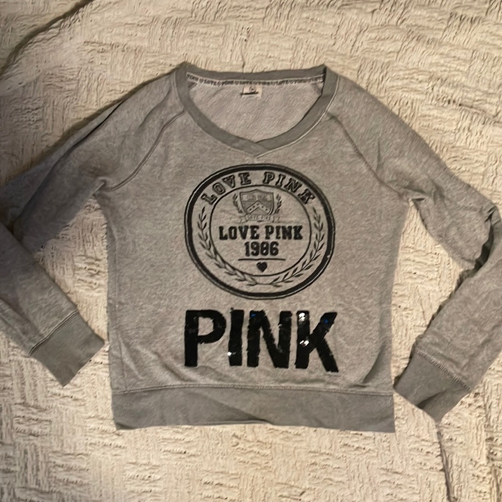 PINK v-neck sweatshirt